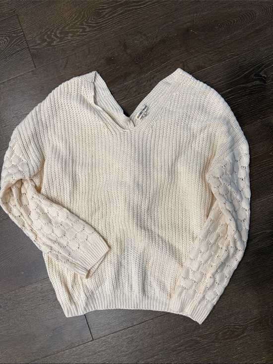 Charmed Hearts Sweaters - Textured V-Neck Women's Sweater in Cream